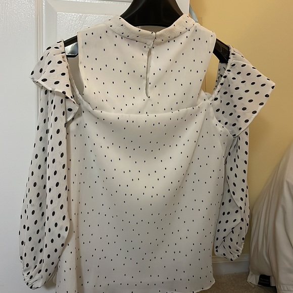 Devlin blouse - Picture 7 of 10